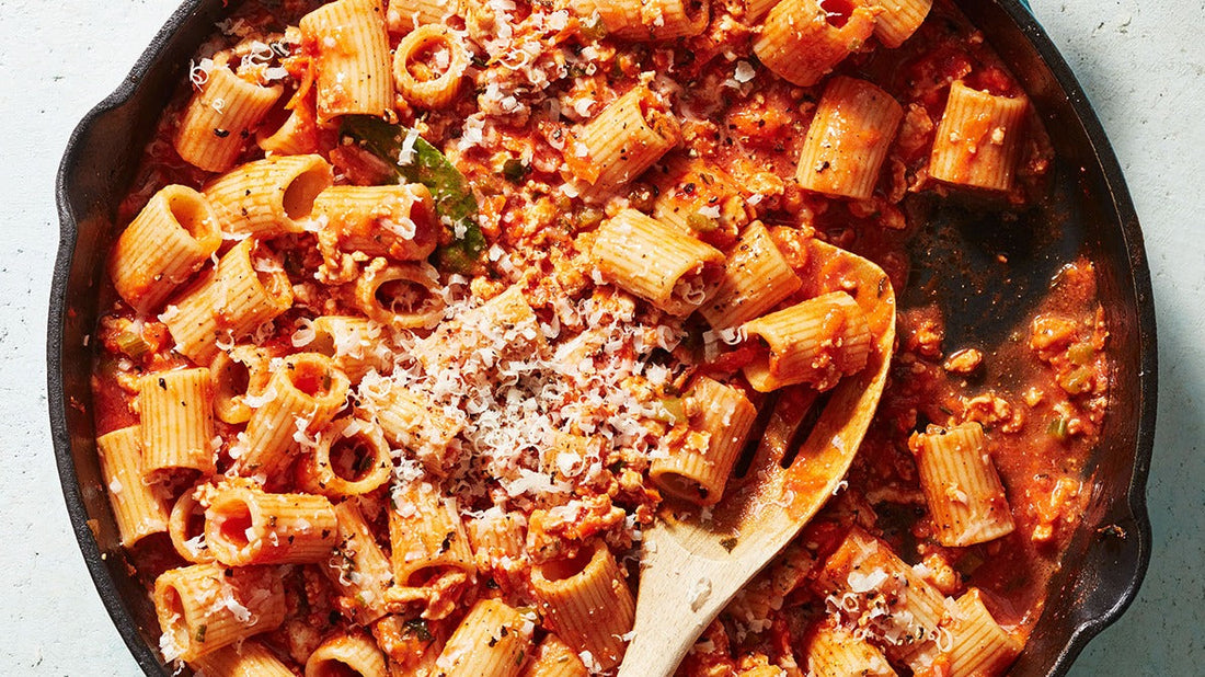 Pasta con Pollo alla Genovese (Chicken Ragu)
