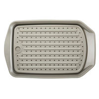 11" x 17" Nonstick Crispy Pan with Spout